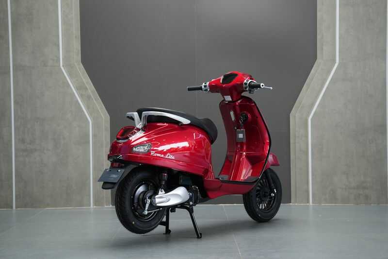 Xe Máy Điện DK Roma Lite S Đèn Lục Giác Xe Máy Điện DK Roma Lite S Đèn Lục Giác