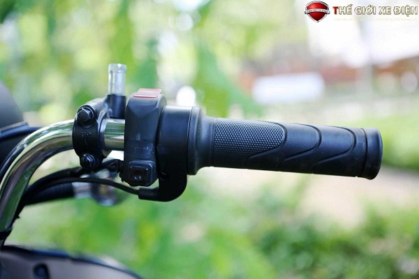 Xe M&aacute;y Điện Honda Mono