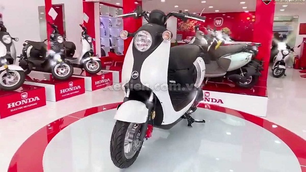 Xe M&aacute;y Điện Honda Q1