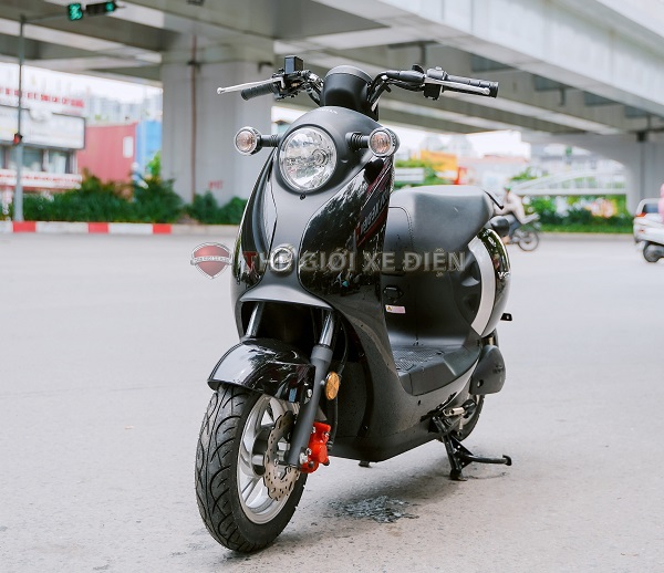 Xe M&aacute;y Điện Honda Q1