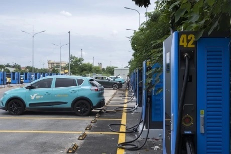 V-Green lập kỷ lục mới, đưa vào vận hành trạm sạc xe điện quy mô lớn nhất Việt Nam