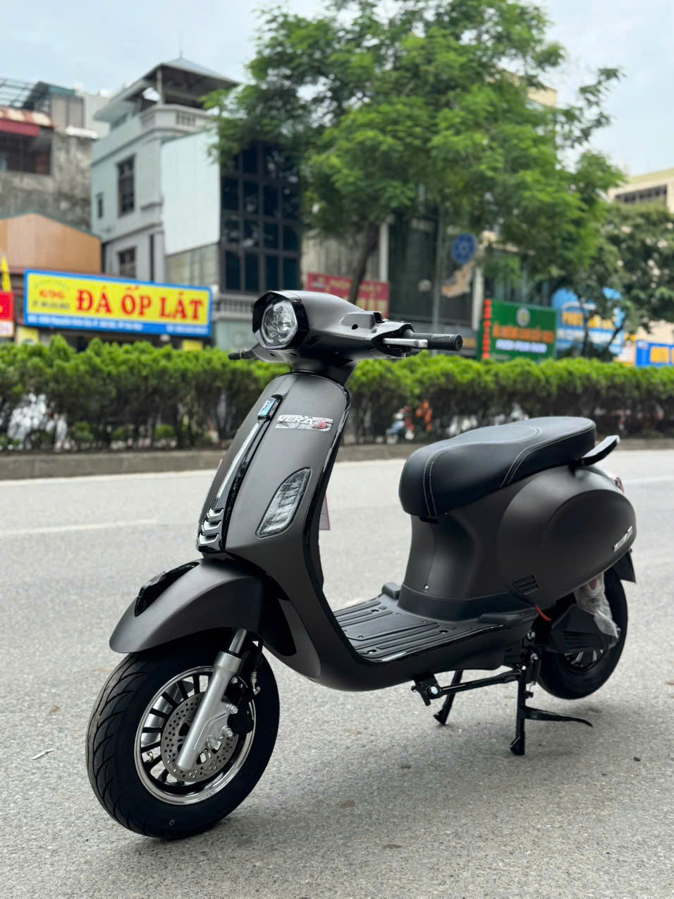 Thị Trường Xe Máy Điện Việt Nam Bùng Nổ, Tăng Gần 100%