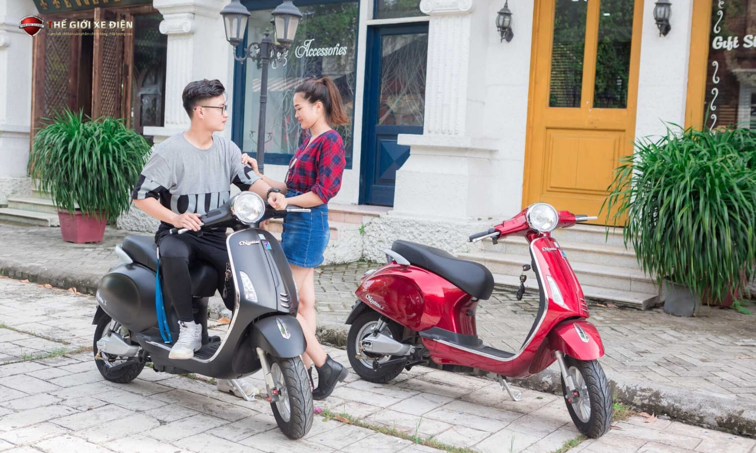 Gia đình trẻ có nên đầu tư xe máy điện để giảm chi phí sinh hoạt