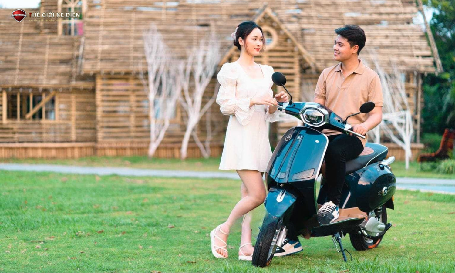 Gia đình trẻ có nên đầu tư xe máy điện để giảm chi phí sinh hoạt
