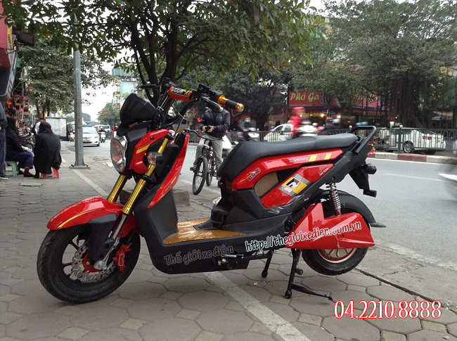 Xe điện Zoomer-X đỏ